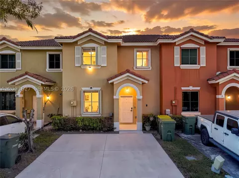 85 SW 15th Ter, Homestead, FL 33030