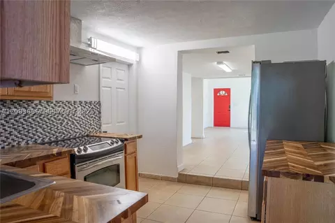 Other - 861 W 32nd St, Hialeah, FL 33012 photo 2 of 2