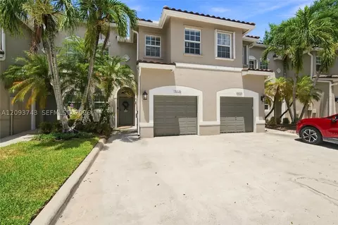 13225 NW 7th Dr, Plantation, FL 33325