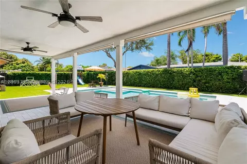 19900 SW 83rd Ave, Cutler Bay, FL 33189
