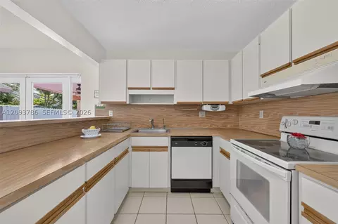 Kitchen - Undisclosed, Miami, FL 33175 photo 2 of 5