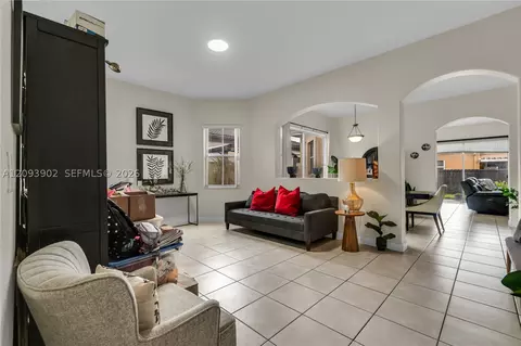 Entry Way - Undisclosed, Hialeah, FL 33018 photo 4 of 5