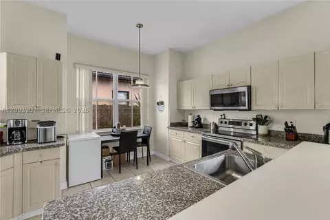 Kitchen - Undisclosed, Hialeah, FL 33018 photo 4 of 6