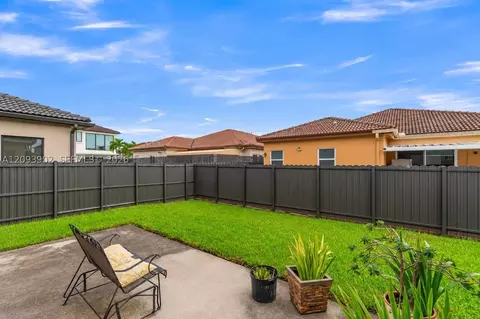Exterior - Undisclosed, Hialeah, FL 33018 photo 3 of 6