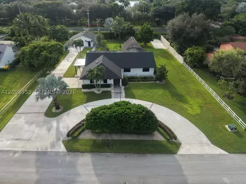 2751 SW 141st Ter, Davie, FL 33330