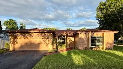 3405 Garnet Rd, Miramar, FL 33025