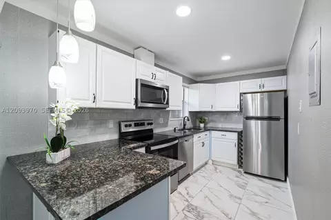 236 Lake Dora Dr #236, West Palm Beach, FL 33411
