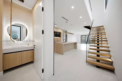 1332 NE 16th Ter, Fort Lauderdale, FL 33304
