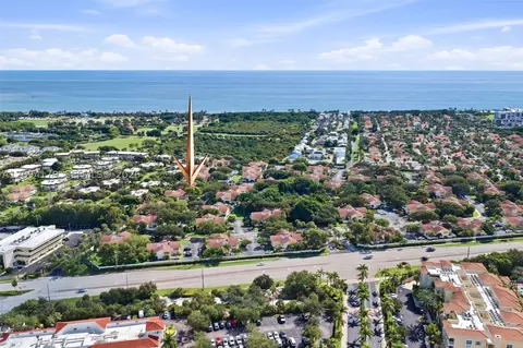 View/Area - 146 Seabreeze Cir, Jupiter, FL 33477 photo 2 of 7