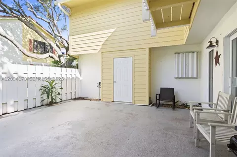Exterior - 146 Seabreeze Cir, Jupiter, FL 33477 photo 3 of 5