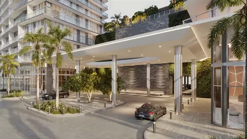 1117 E Hallandale Beach Blvd #702, Hallandale Beach, FL 33009