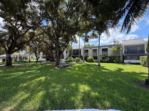 7963 SW 104th St #210A, Miami, FL 33156