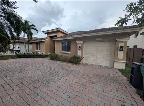 2924 SW 144th Pl, Miami, FL 33175