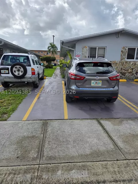 354 W 19th St, Hialeah, FL 33010 photo 5