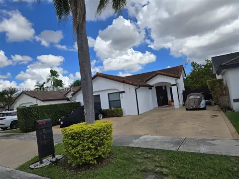 811 NW 133rd Ct, Miami, FL 33182
