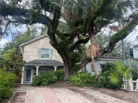3158 Carter St, Miami, FL 33133