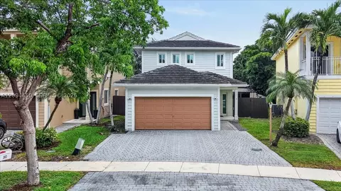 363 NE 35th Ter, Homestead, FL 33033