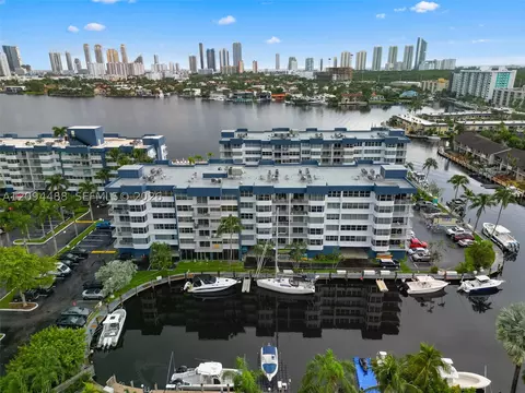 16565 NE 26th Ave #4D, North Miami Beach, FL 33160