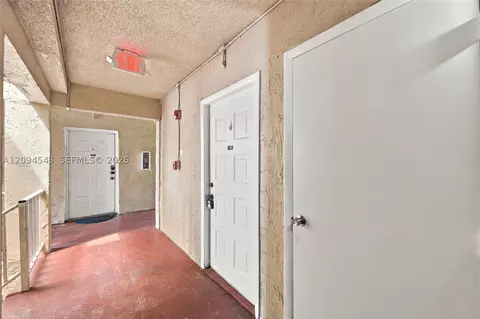 2700 Riverside Dr #302-B, Coral Springs, FL 33065
