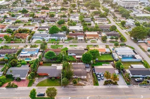 View/Area - 4730 W 8th Ave, Hialeah, FL 33012 photo 3 of 11
