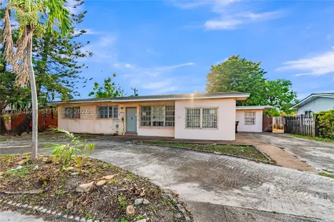 Other - 4730 W 8th Ave, Hialeah, FL 33012 photo 7 of 9