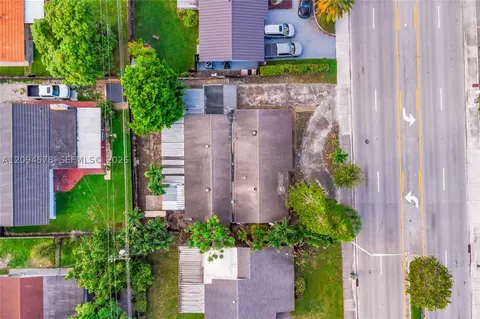 View/Area - 4730 W 8th Ave, Hialeah, FL 33012 photo 6 of 11