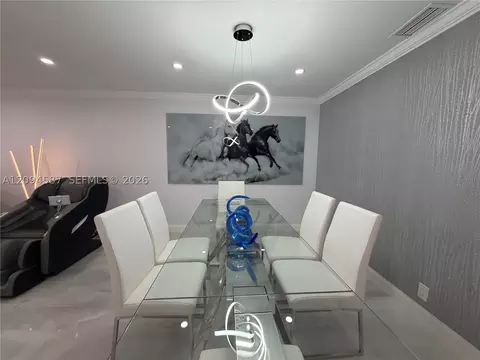 Dining - 520 NW 46th St, Pompano Beach, FL 33064 photo 4 of 4