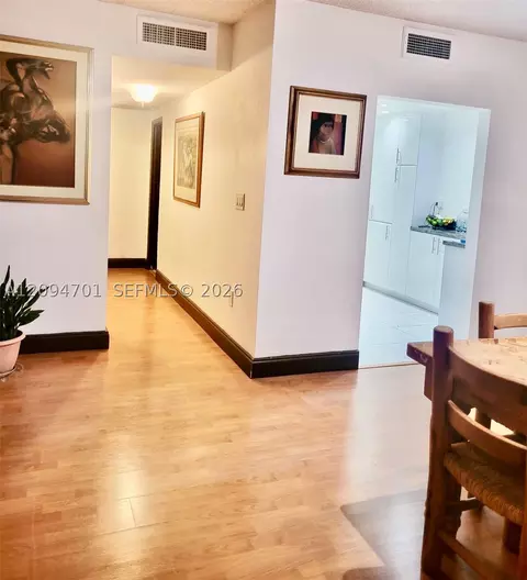 500 Bayview Dr #1923, Sunny Isles Beach, FL 33160