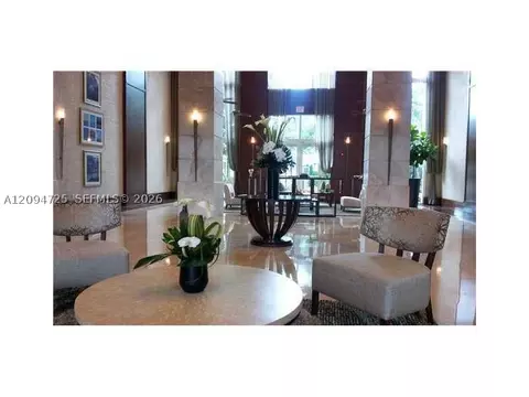 19501 W Country Club Dr #506, Aventura, FL 33180