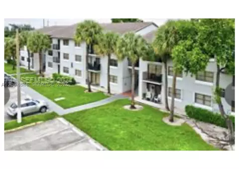 7195 NW 179th St #205, Hialeah, FL 33015