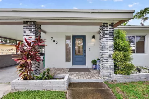 702 N 31st Ct, Hollywood, FL 33021