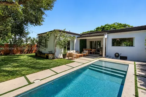 1867 SW 14th Ter, Miami, FL 33145