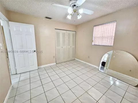 Bedroom - 4596 E 8th Ct, Hialeah, FL 33013 photo 3 of 3