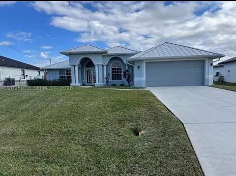 1213 NW 35 Pl, Cape Coral, FL 33993