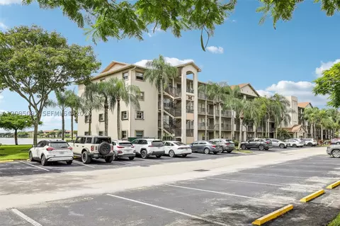 13800 SW 5th Ct #301M, Pembroke Pines, FL 33027