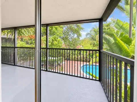 Exterior - 8982 W Sample Rd #204, Coral Springs, FL 33065 photo 4 of 4