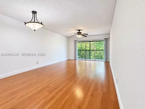 Living - 8982 W Sample Rd #204, Coral Springs, FL 33065 photo 1 of 2