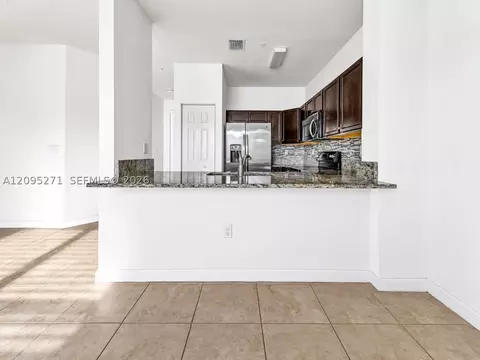 134 SE 28th Ter #20, Homestead, FL 33033