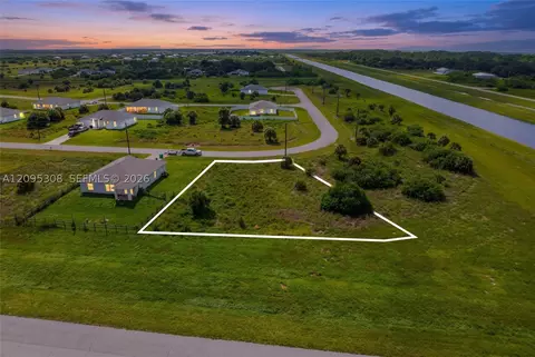 142 Bethlehem Pl, Other, FL 33935 photo 6