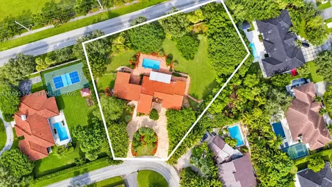 10204 SW 96th Ct, Miami, FL 33176