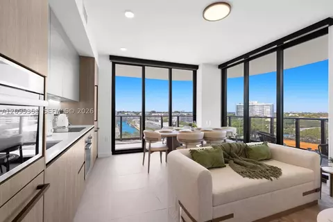 Undisclosed, Miami Beach, FL 33141