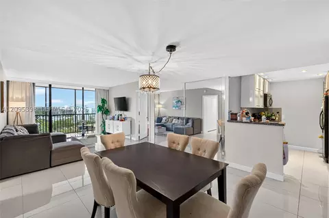 20335 W Country Club Dr #1402, Aventura, FL 33180