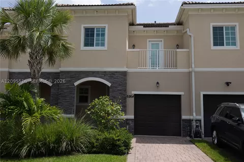 6264 SE Portofino Cir, Hobe Sound, FL 33455