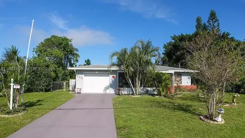 554 NW Sagamore Ter, Port Saint Lucie, FL 34983
