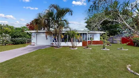 554 NW Sagamore Ter, Port Saint Lucie, FL 34983