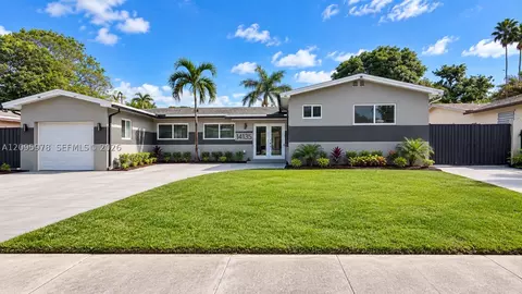 14135 NW 17th Ave, Miami, FL 33167
