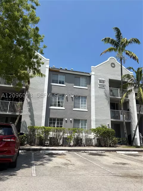 711 SW 111th Way #202, Pembroke Pines, FL 33025
