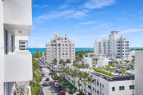 245 18 St #902, Miami Beach, FL 33139