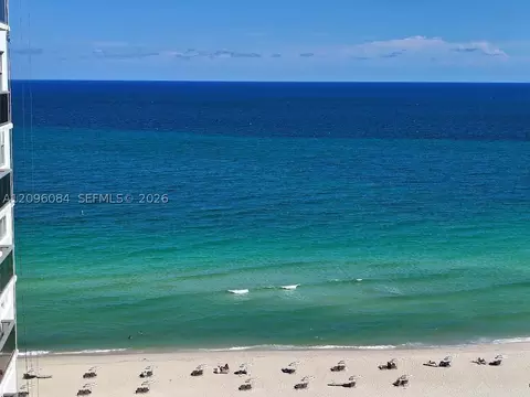 6039 Collins Ave #1710, Miami Beach, FL 33140