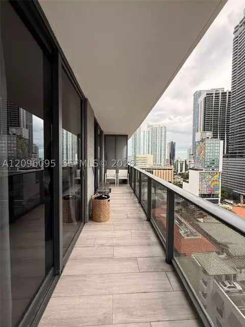 55 SW 9th St #1205, Miami, FL 33130